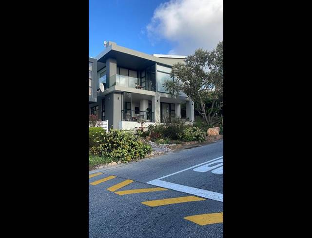 4 BEDROOM HOUSE FOR SALE IN PINNACLE POINT GOLF ESTATE